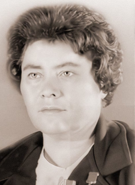 СЕЛЬСКАЯ УЧИТЕЛЬНИЦА